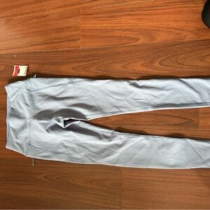 Avalanche Women's Pale Blue Seamless Leggings